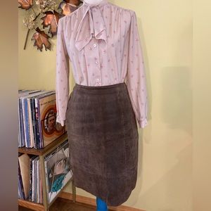 Vintage 1980’s Brown Suede Pencil Skirt- Medium